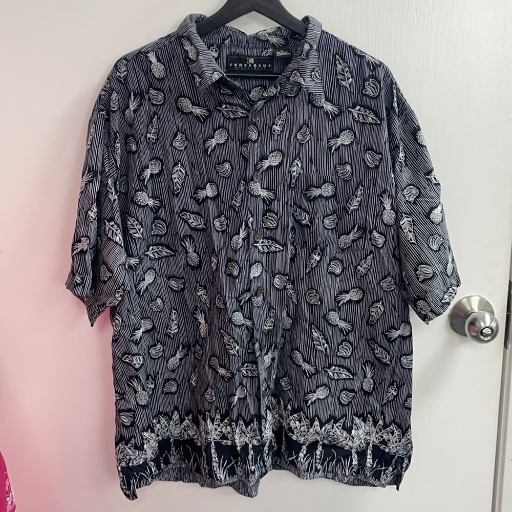 Consensus Sportswear Men’s Casual Button Up (4004)
